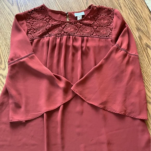 Ava and Viv top. - Picture 5 of 5